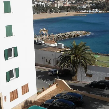 Mercedes Sant Feliu de Guixols